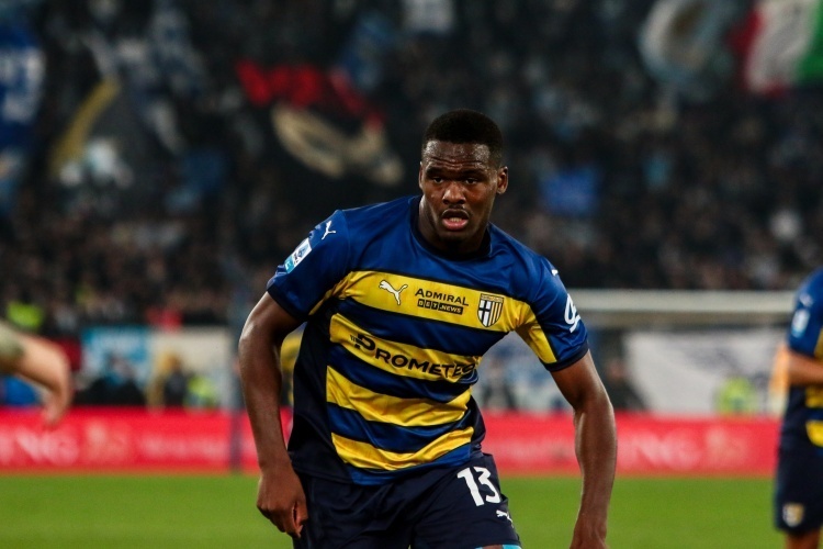 的竞争依然 的竞争依然