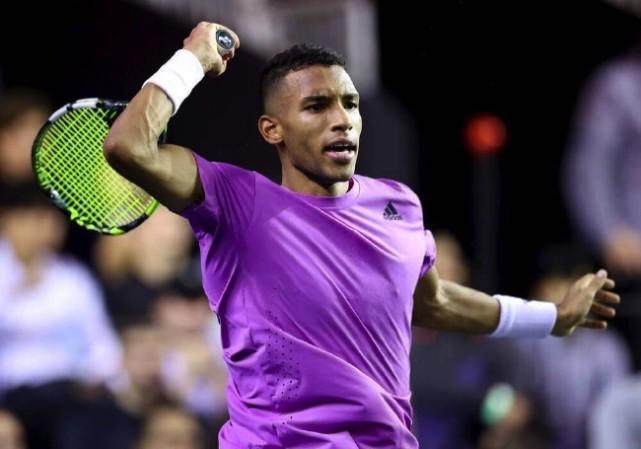 的预算接近 的预算接近