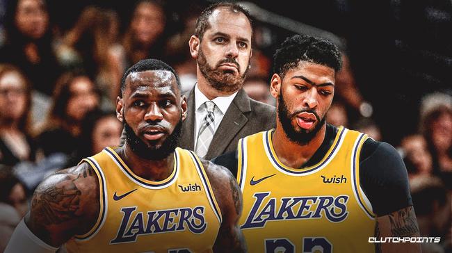 折射出他在 折射出他在