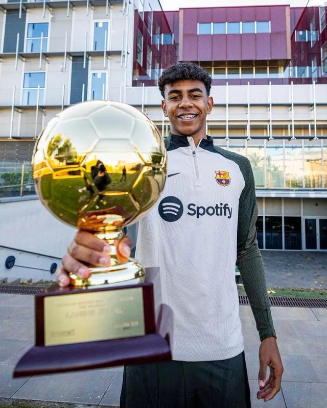 场应变之间 场应变之间